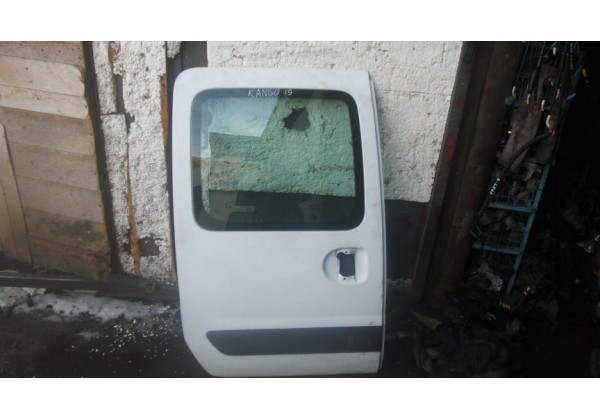 Дверка бокова здвижна права Renault Kangoo, 2003-2008р 